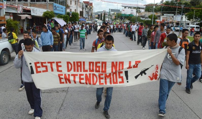 Hallan 14 de 57 estudiantes desaparecidos en Guerrero
