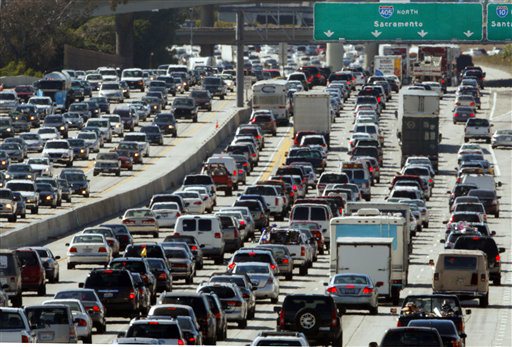 Indocumentados tendrán licencias de conducir en California