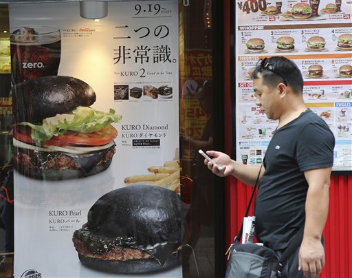 Burger King Japón lanza hamburguesa más negra