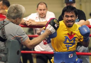 El boxeador filipino Manny Pacquiao en un gimnasio en el hotel The Venetian en Macao. Foto: AP