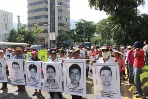 El caso de los desaparecidos de Ayotzinapa sigue presente en la memoria colectiva de un sector de la población mexicana. Foto: Archivo