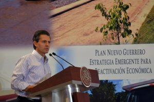 Enrique Peña Nieto enfrenta la peor crisis política en lo que va de su gobierno. Foto: Notimex