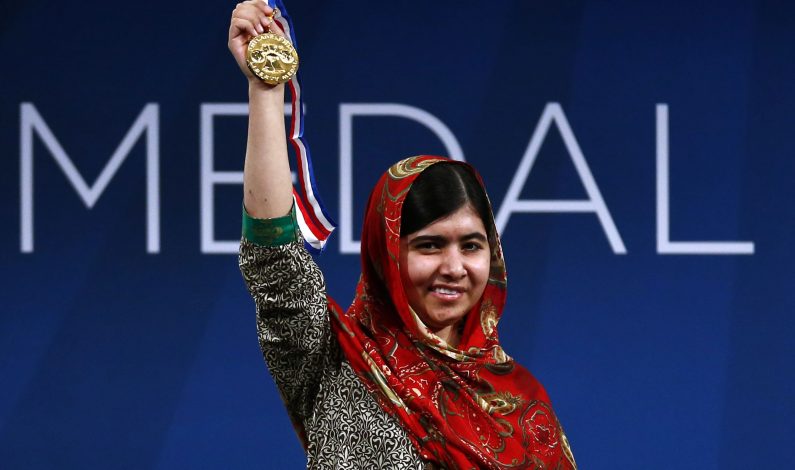 Reciben Malala y Satyarthi premio Nobel de la Paz 2014 en Oslo