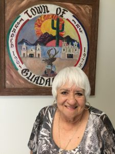 Gloria Cota, miembra del Concejo de Guadalupe, y pionera de la lucha para lograr la incorporación de esa comunidad como municipio autónomo. Foto: Sam Murillo/Mixed Voces.