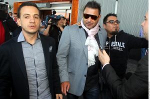 Antonio Mohamed llegó esta mañana a la Ciudad de Monterrey para cerrar su contratación como nuevo director técnico de los Rayados. Foto: Agencia Reforma