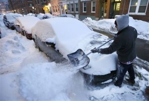  Nueva Inglaterra y partes del estado de Nueva York amanecieron el lunes cubiertos de una nueva capa de nieve. Foto: AP