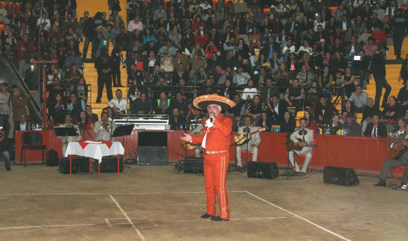 Pleno, Vicente confirma concierto de despedida en el Zócalo