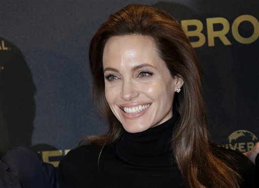 Angelina Jolie se quita ovarios y trompas para evitar cáncer