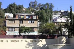 Imagen tomada en la Plaza de la Unidad y la Esperanza, en la colonia Lomas Taurinas, en Tijuana. Foto: Notimex