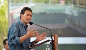 Peña Nieto reconoció que las instituciones públicas y privadas han sufrido un deterioro en la confianza, y lo más grave es que esa confianza también se perdió entre los ciudadanos. Foto: Notimex