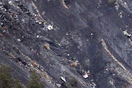Dos mexicanas fallecieron en avión caído en los Alpes