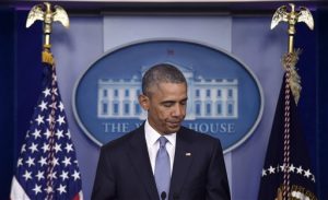 Obama expresó sus condolencias a las familias de rehenes estadounidenses fallecidos en operativos antiterroristas contra Al Qaeda. (Foto AP