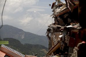 La cifra de muertos por los terremotos es de ocho mil 622, 18 más en relación a un reporte del lunes pasado. Foto: Notimex