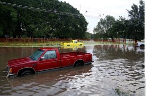  La situación que se vive con las lluvias evidencia los problemas de la red de alcantarillado de la zona metroplotana. Foto: Agencia Reforma