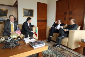 Durante la visita, la delegación estadunidense se reunirá con empresarios mexicanos, académicos y representantes de universidades nacionales. Foto: Notimex