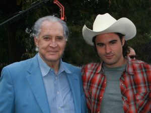 Aldo Guerra está muy orgulloso de su papá, el primer actor Rogelio Guerra. Foto: Mixed Voces
