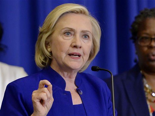Clinton enfoca su campaña a la lucha por la clase media