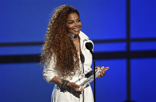 Janet Jackson recibe reconocimiento en Premios BET