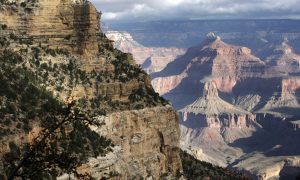 El Gran Cañón es considerado por el National Trust for Historic Preservation como uno de los 11 lugares históricos estadounidenses más amenazados. Foto: AP