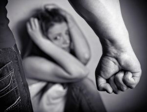 En Estados Unidos una mujer es agredida físicamente por su pareja cada 7 segundos. Foto: Cortesía de Catholic Charities