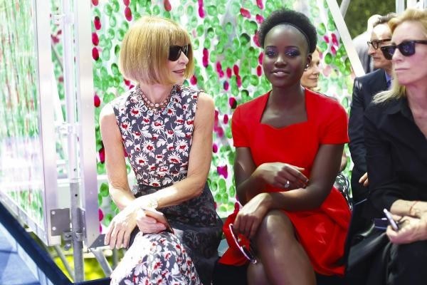 Lupita Nyong’o brilla en el jardín de Dior