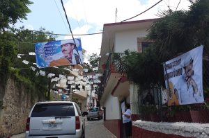 Las calles de Juliantla esperaron todo el día la llegada de su hijo predilecto. Foto: Notimex