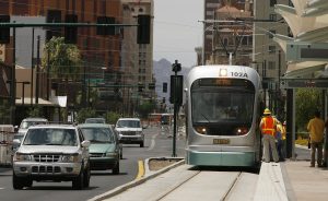 Con 4.4 millones de personas en Metro Phoenix, el área constituye la décimo tercera zona metropolitana más poblada del país. Foto: AP