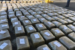 La droga fue encontrada en 20 paquetes en forma rectangular que contenían en su interior mariguana, con un peso total de 204 kilogramos. Foto: Notimex