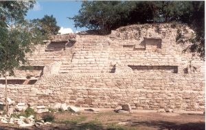 La ciudad maya de Aké guarda en sí secretos por revelar, que ha mantenido a lo largo del tiempo, tal como haría un observatorio cósmico sagrado. Foto: Notimex