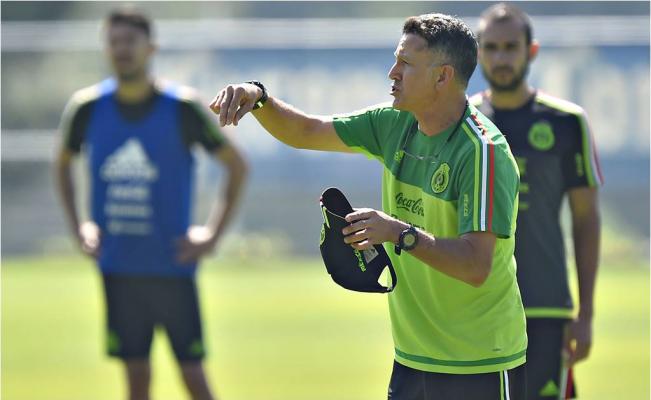 Baja de referentes del ‘Tri’ no espanta a JC Osorio