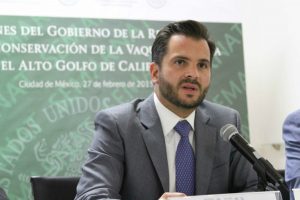 El titular de la Secretaría mexicana de Medio Ambiente y Recursos Naturales (Semarnat), Rafael Pachhiano Alamán asistió a la conferencia con el presidente de la COP21. Foto: Google