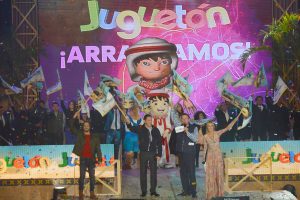 Jorge Garralda celebró el éxito del Juguetón. Foto: Cortesía de TV Azteca