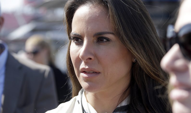 Citan a Kate del Castillo a declarar por reunión con “El Chapo”