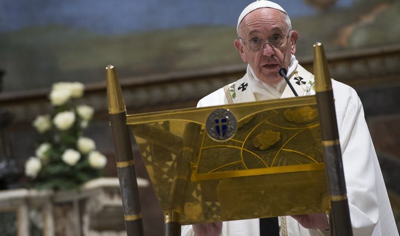 El papa Francisco postulado para el Premio Nobel de la Paz