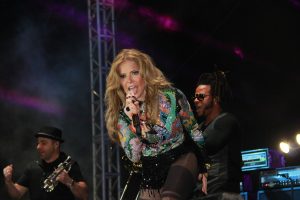 Gloria Trevi ofreció un concierto gratuito en el Carnaval de Mérida 2016. Foto: Cortesía