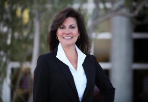 Maria Lacal Lacal comenzó su carrera en APS como Directora de Planificación Estratégica en Palo Verde en 2007. 