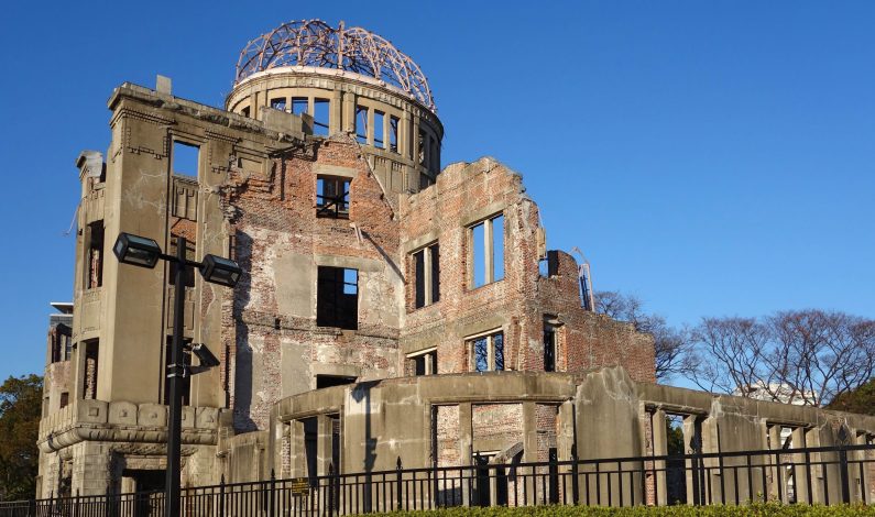 Visita de Obama a Hiroshima divide opiniones en Tokio
