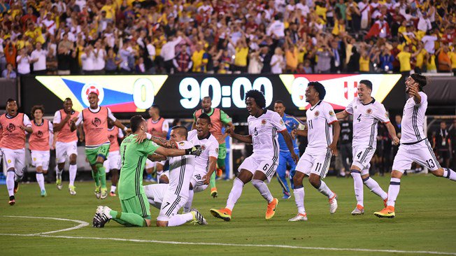 Perú tiembla en los penales y Colombia está en semifinales