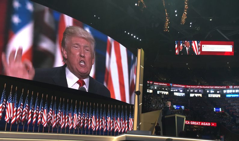 Donald Trump asume candidatura y reitera construcción de muro