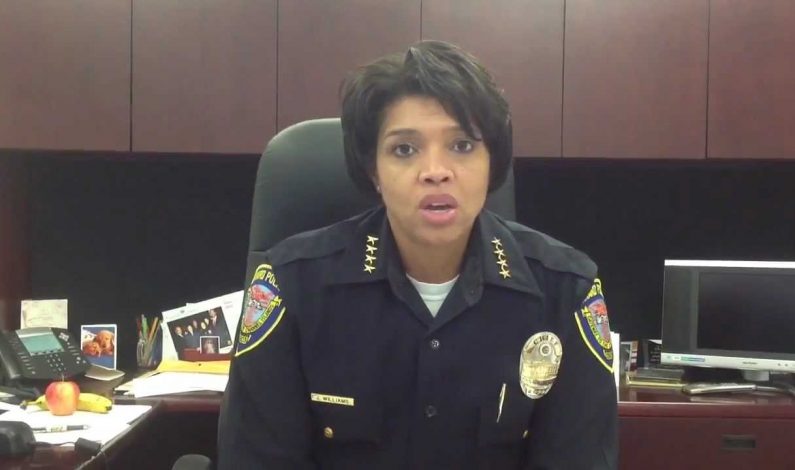 Una mujer dirigirá la Policía de Phoenix