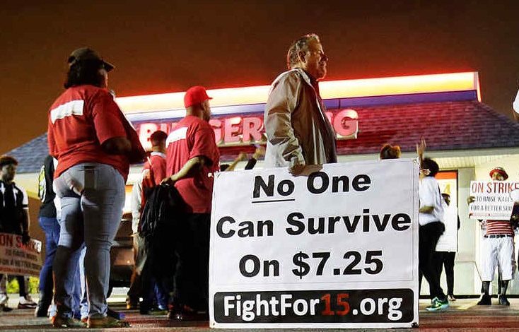 Crece apoyo a propuesta para aumentar salario mínimo