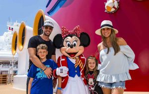 William vacaciona al lado de su familia, a bordo del Disney Dream en un crucero por Las Bahamas. Foto Cortesía Disney Cruise Line Fotos:Matt Stroshane