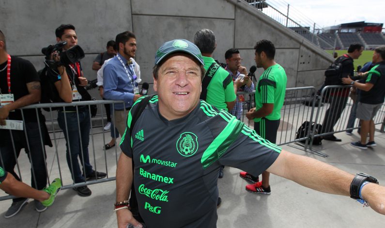 Parte del cuerpo técnico del “Tri” vuelve a México para Copa Oro