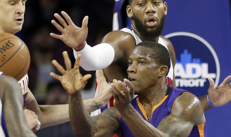 Bledsoe, la figura en triunfo de Suns ante Pistons