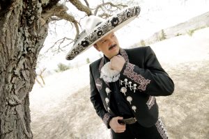 Este 2014 fue un gran año para Pepe Aguilar. Foto: Cortesía