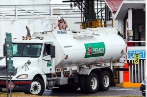 Hasta ahora sólo la empresa estatal Petróleos Mexicanos, mejor conocida como Pemex, puede importar gasolina y diésel.