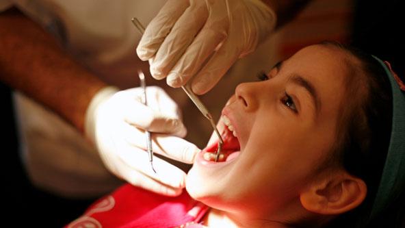 Realizarán exámenes dentales gratis para niños y embarazadas