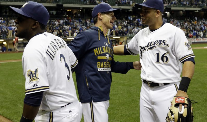 Counsell debuta y gana como manager de Cerveceros