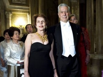 Vargas Llosa anuncia separación de su esposa