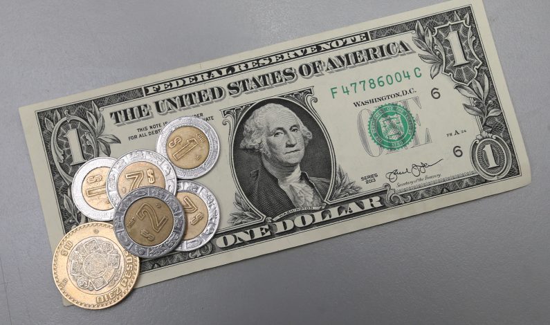 Dólar se vende en 18.97 en la capital del país